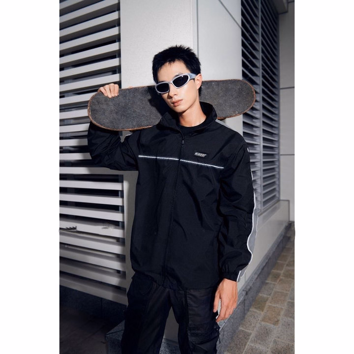 Áo Khoác Gió Nam Nữ Unisex Tay Phối Sọc Phản Quang, Kiểu Dáng Thể Thao, Năng Động Sldcg29 - Diepchi Fashion - Ảnh 3