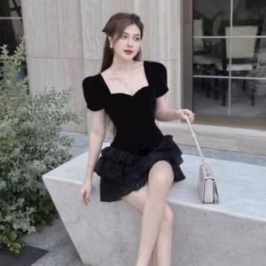 Set Bộ Đồ Nữ Nhung Phối Ren Đan Dây Lưng Sh1100 - Sam Store