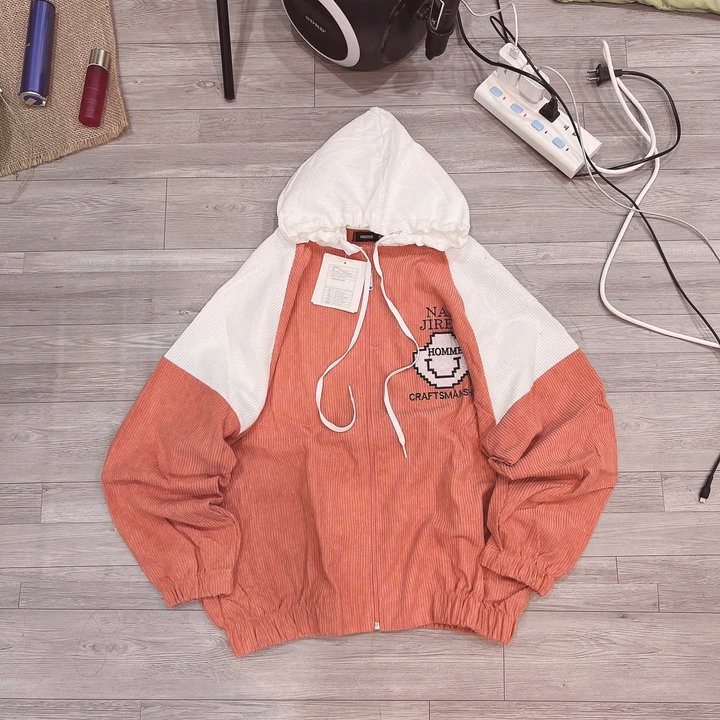 Áo Khoác Nhung Nữ 1 Lớp Có Nón Thêu Họa Tiết Chữ H Và Hình Mặt Cười - Htm Fashion - Ảnh 2