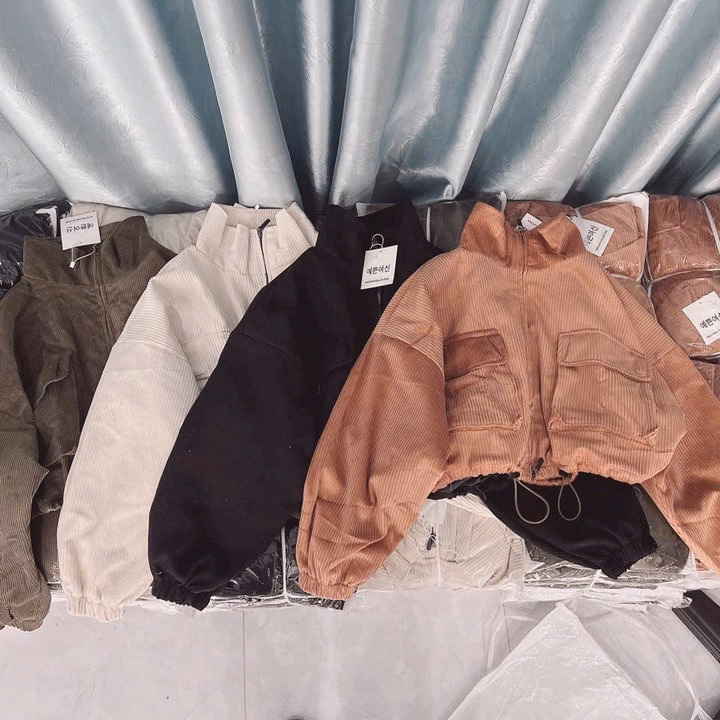 Áo Khoác Nhung Len Nữ 2 Lớp Form Lửng Phối 2 Túi To Và Dây Rút - Htm Fashion