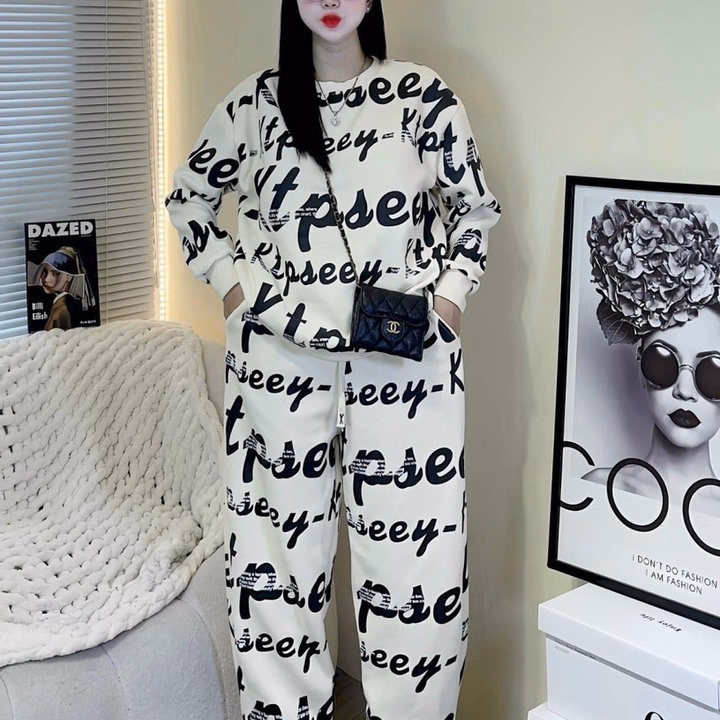 Sét Bộ Đồ Nỉ Nữ Cổ Tròn Ống Bo In Phối Nhiều Chữ Ktpseeu - Htm Fashion - Ảnh 12