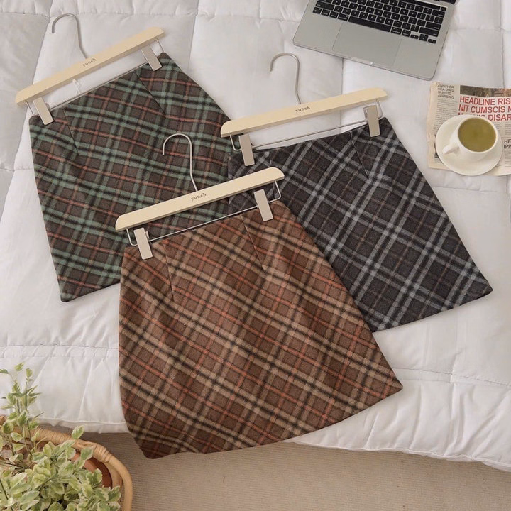 Chân Váy Chữ A Chất Dạ Phối Họa Tiết Kẻ Sọc Phong Cách Hàn Quốc Dành Cho Bạn Nữ - Chipxinhxk - Ảnh 8