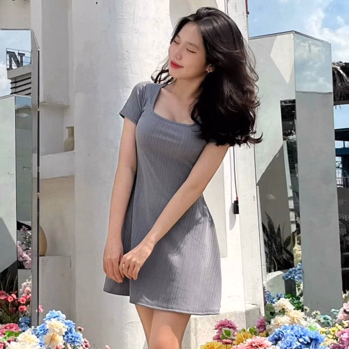 Váy Cổ Vuông Tăm Hàn Dáng Ngắn Co Dãn Big Size - Ảnh 5