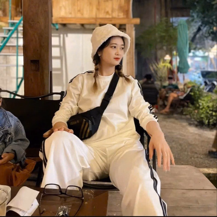 Set Đồ Nam Nữ Unisex 2 Món Áo Sweater & Quần Baggy 3 Sọc Thun Tổ Ong - Ausa House - Ảnh 12