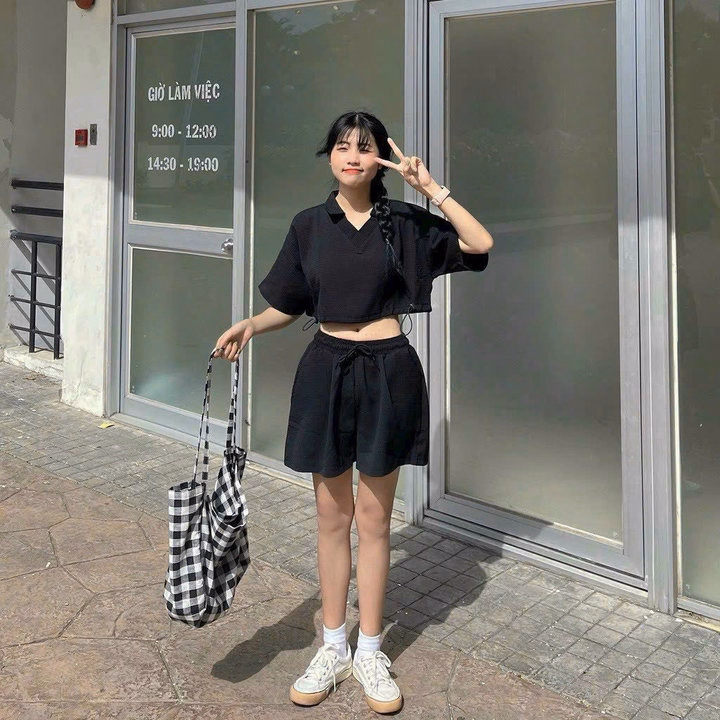 Set Bộ Đồ Thun Nữ Dùi Trơn Cá Tính Co Dãn Thoải Mái Thời Trang - Htm Fashion