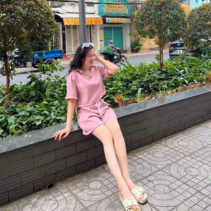 Set Bộ Đồ Thun Nữ Dùi Trơn Cá Tính Co Dãn Thoải Mái Thời Trang - Htm Fashion - Ảnh 4