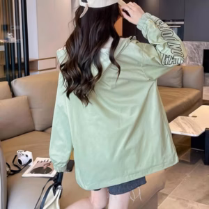 Áo Khoác Dù Ép 3 Lớp Nữ Logo Thêu Gấu Áo Dây Kéo Thời Trang Hot - Htm Fashion