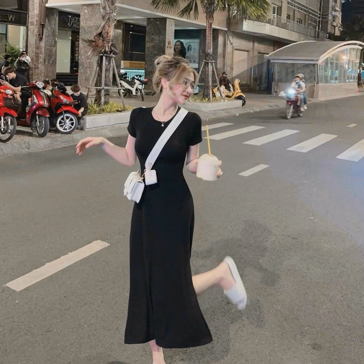 Đầm Thun Gân Tăm Siêu Dài Xẻ Tà Bh8501- Nana House