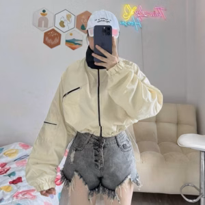 Áo Khoác Dù Nữ From Lửng Cánh Dơi Siêu Hot - Htm Fashion