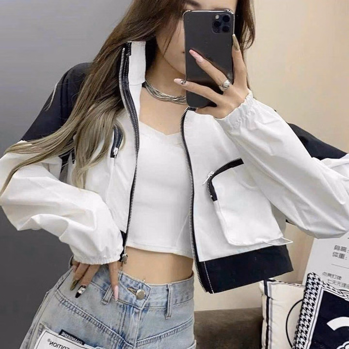 Áo Khoác Dù Nữ Croptop Dáng Lửng Phối Túi Hộp Có Khóa Kéo Sang Chảnh - Htm Fashion - Ảnh 3