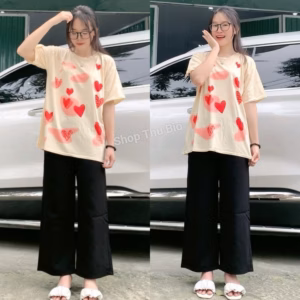 Bộ Nữ Quần Ống Rộng Đen + Áo Tim Be