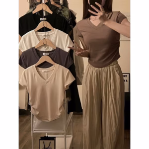 Áo Cổ Tim Trơn Thun Gân Tăm Lạnh - Lê Phương Boutique