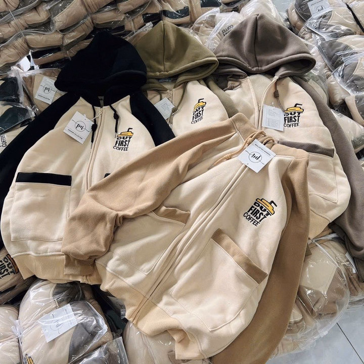 Áo Khoác Nỉ Croptop Nữ Có Nón Phối Khóa Kéo Logo Thêu Coffee Phối 2 Túi Hộp Như Hình -Htm Fashion - Ảnh 2