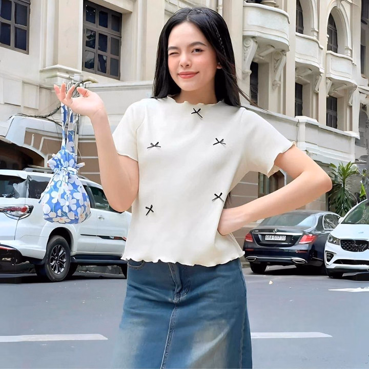 Áo Thun Brandy Coquette Tay Ngắn Cổ Tròn Cuốn Biên Bu32Y- Nana House - Ảnh 4