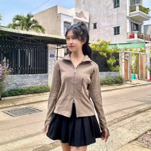 Áo Khoác Len Gân Nữ Cổ Bẻ Form Ôm Body Họa Tiết Thêu Chữ Thiết Kế Khóa 2 Chiều -Htm Fashion