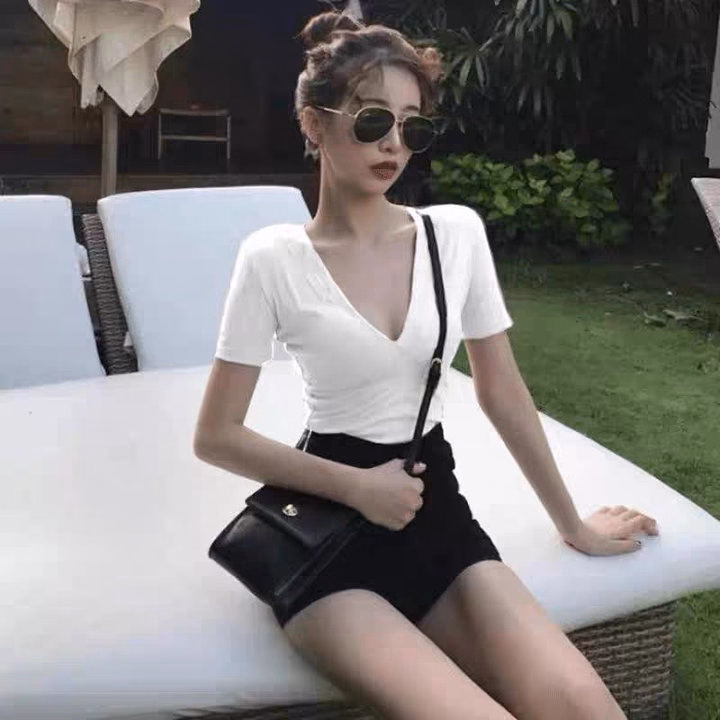 Áo Thun Tay Ngắn Cổ Khoét V Dáng Dài Nữ Trơn Ôm Body Ug378- Sam Store - Ảnh 6