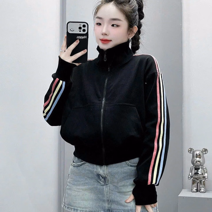 Áo Khoác Nỉ Croptop Có Túi Trong Phối Tay 3 Sọc Cầu Vồng Thiết Kế Tay Xỏ Ngón -Htm Fashion - Ảnh 6