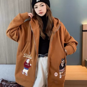 Áo Khoác Hoodie Nam Nữ Phối Khóa Kéo Thêu Chú Gấu Đá Bóng Form Rộng Có Nón -Htm Fashion