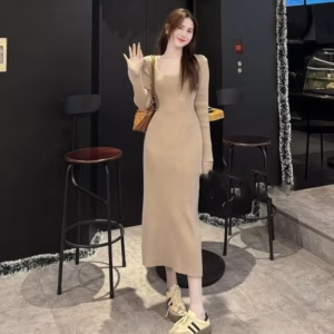 Đầm Body Thun Gân Tay Dài Cổ Vuông Bt689U- Nana House