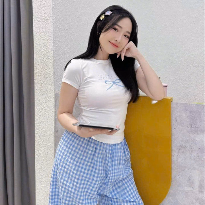 Set Bộ Áo Thun Tăm Lạnh Phối Quần Đũi Xốp Caro Bh8009I- Nana House - Ảnh 2