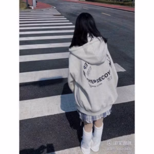 Áo Hoodie Nam Nữ Có Nón Form Rộng Phối Khóa Kéo In Chữ Pecoy Ep50% -Htm Fashion