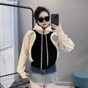 Áo Nỉ Nữ Croptop Dáng Lửng Thiết Kế Chữ 2 Bên Vai Phối Khóa Kéo Full Nón -Htm Fashion