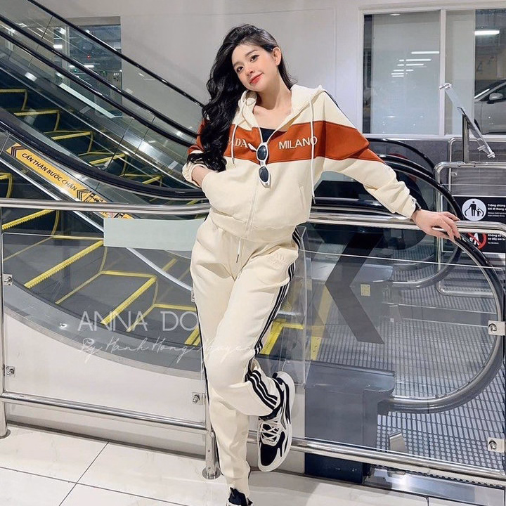 Set Bộ Đồ Nỉ Nữ Có Nón Phối 3 Sọc Thêu Milano Chất Nỉ Mềm Mịn Sang Chảnh -Htm Fashion - Ảnh 2