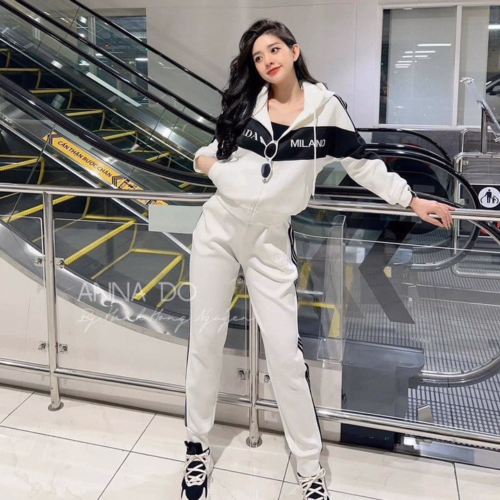 Set Bộ Đồ Nỉ Nữ Có Nón Phối 3 Sọc Thêu Milano Chất Nỉ Mềm Mịn Sang Chảnh -Htm Fashion - Ảnh 3