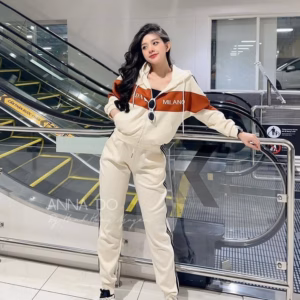 Set Bộ Đồ Nỉ Nữ Có Nón Phối 3 Sọc Thêu Milano Chất Nỉ Mềm Mịn Sang Chảnh -Htm Fashion