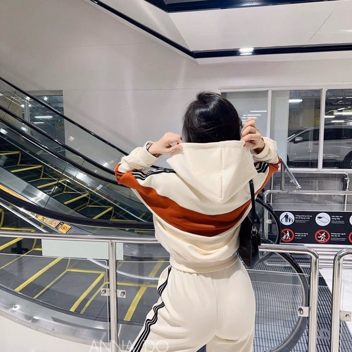 Set Bộ Đồ Nỉ Nữ Có Nón Phối 3 Sọc Thêu Milano Chất Nỉ Mềm Mịn Sang Chảnh -Htm Fashion - Ảnh 5