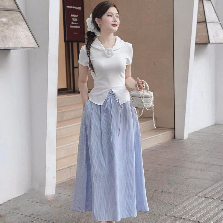 Set Áo Thun Tăm Đính Bông Phối Chân Váy Sọc Ts103Y-Nana House