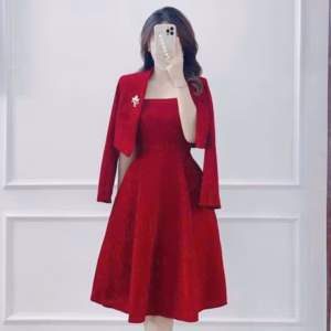Sét Áo Khoác Vets Kèm Đầm ( Có Phụ Kiện)