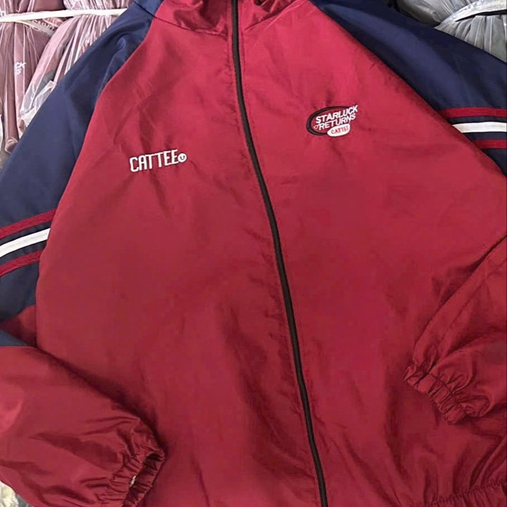 Áo Khoác Dù 2 Lớp Unisex Nam Nữ Form Rộng Thêu Chữ Cattee Phối Sọc Tay Tp302 - Golden Dream - Ảnh 2