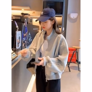 Áo Khoác Nỉ Khóa Zip 3 Sọc Ẩn - Htm Fashion