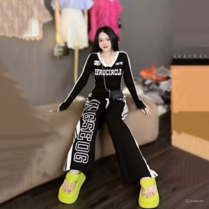 Sét Bộ Đồ Nỉ Nữ Phong Cách Thể Thao In 00:00 Siêu Hot - Htm Fashion