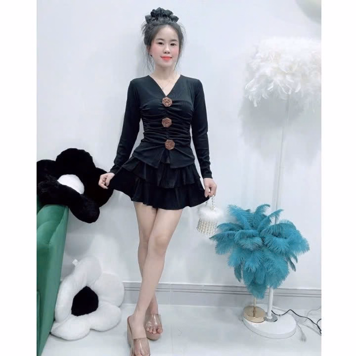 Áo Thun Tay Dài Đính 3 Bông Thời Trang Siêu Xinh Gk - Be Yourself - Ảnh 4