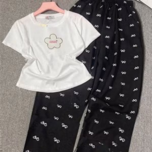 Sét Bộ Quần Ống Rộng Nơ + Mix Áo Croptop Thêu Bông Hoa