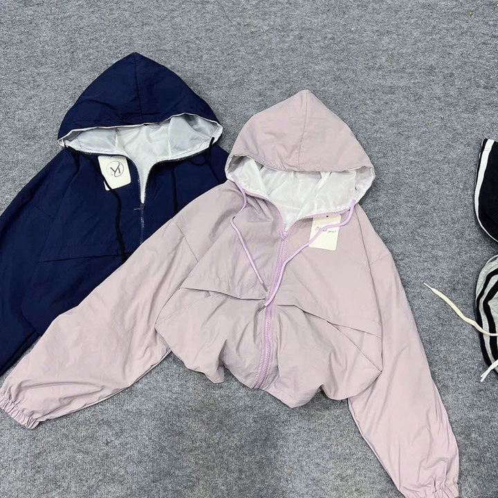 Áo Khoác Dù Trơn Nữ Croptop Thiết Kế Khóa Kéo Có Nón Chống Nắng -Htm Fashion - Ảnh 4