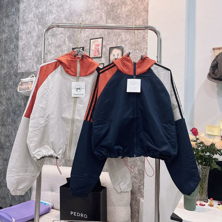 Áo Khoác Dù Nữ Mero 2 Lớp Thiết Kế Khóa Kéo Cổ Trụ - Htm Fashion