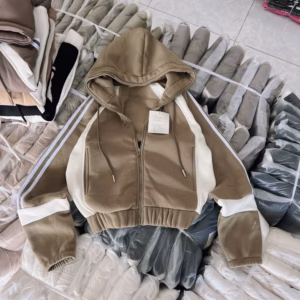 Áo Khoác Nỉ Croptop Dáng Lửng Phối Tay 2 Sọc - Htm Fashion