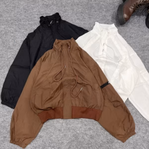 Áo Khoác Dù Gió Nhăn 2 Lớp Thiết Kế Khóa Kéo Phối Cổ Bẻ - Htm Fashion