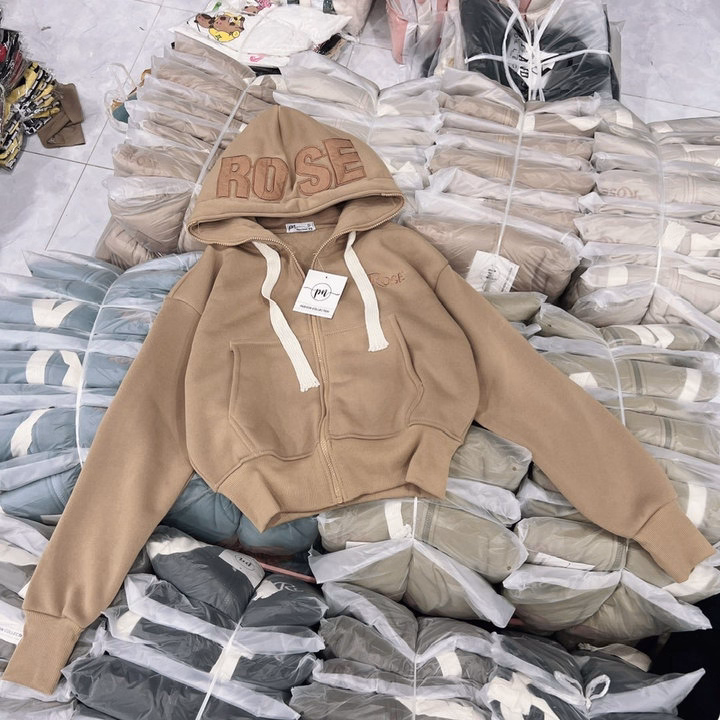 Áo Khoác Nỉ Croptop Dáng Lửng Thêu Rose - Htm Fashion - Ảnh 4