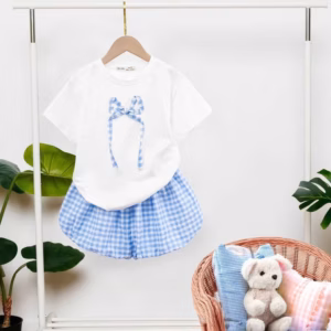 Set Bộ Bé Gái Áo Thun Form Rộng Ngắn Tay Đính Nơ Kèm Quần Sọt Bí Caro Hottrend Từ 12-45Kg Dành Cho Bé Gái