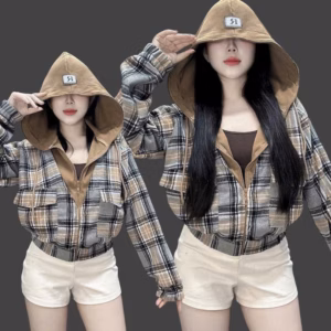 Áo Khoác Nữ Form Lửng Vải Caro Bố Nỉ Thêu Logo Mũ Rộng Siêu Đẹp Ut28 - Phương Store