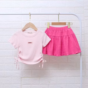 Set Váy Thun Gân Áo Đính Logo Min Min Bé Gái Từ 12-45Kg Cho Bé Gái