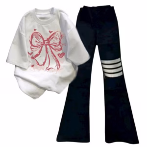 Sét Bộ Đồ Quần Ống Loe + Áo Phông In Nơ Hồng Loang Màu Trắng