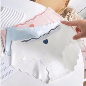 Quần Lót Su Tim Siêu Mỏng Thoáng Mát Rất Đẹp Từ 40-70Kg Dành Cho Nữ
