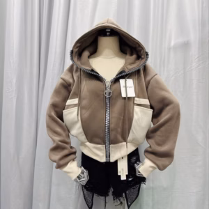 Áo Khoác Nỉ Nữ Có Nón Thiết Kế Khóa Kéo To Phối 2 Túi Phía Trước - Htm Fashion