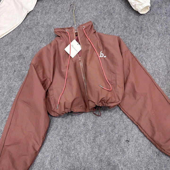 Áo Khoác Dù Nữ Nhăn 2 Lớp Form Lửng Thêu Chữ B Tay Phồng Tp64 - Ảnh 7