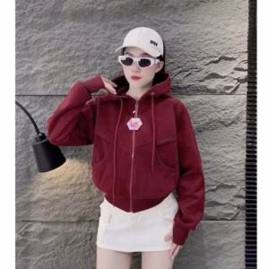 Áo Khoác Nỉ Nữ Form Vừa Cao Cổ Phối Túi Nắp Có Túi Trong Mũ Rộng Ut202